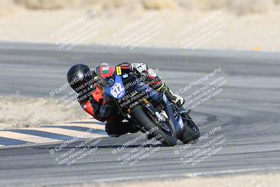 media/Dec-07-2025-CVMA (Sun) [[3e7d2de5dc]]/Race 7-Formula Lightweight Twins Shootout/